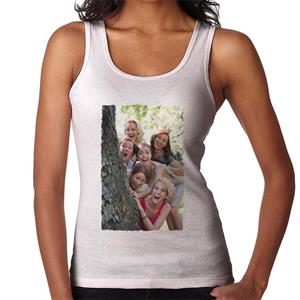 Bridesmaids Bridal Party Around Tree Women's Vest