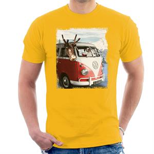 Volkswagen Santa And Reindeer T1 Camper Van Men's T-Shirt