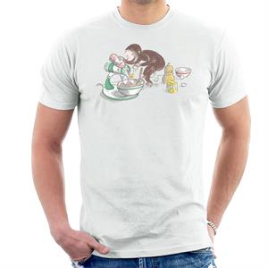 Curious George Cooking Men's T-Shirt