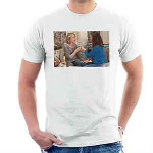 Bridesmaids Annie And Lillian Reveals Engagement Men's T-Shirt