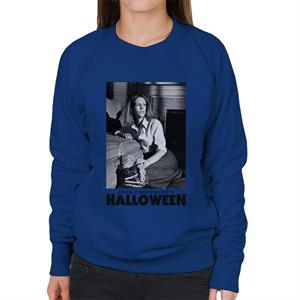 Halloween Laurie Strode Hiding From Michael Women's Sweatshirt