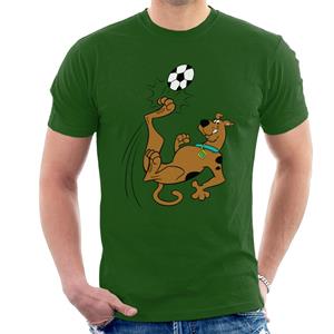 Scooby Doo Football Over Head Kick Men's T-Shirt