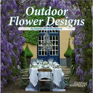 Outdoor Flower Designs by Katrien Vandierendonck