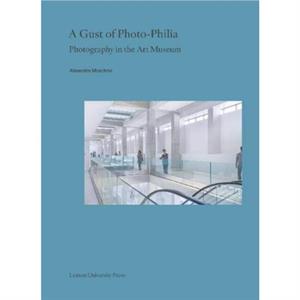 A Gust of PhotoPhilia by Alexandra Moschovi